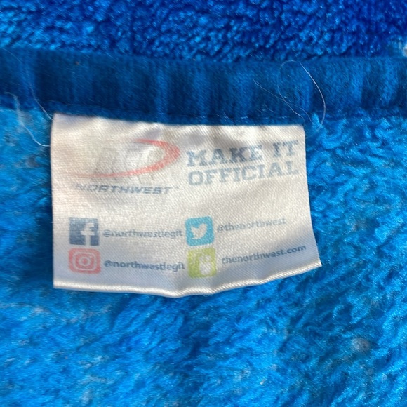 Philadelphia Sixers 76ers heavy fleece throw blanket 60”x48” Nice used condition - Picture 3 of 3